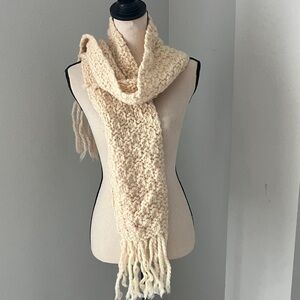 Unisex Ivory Hand Made Knitted Scarf